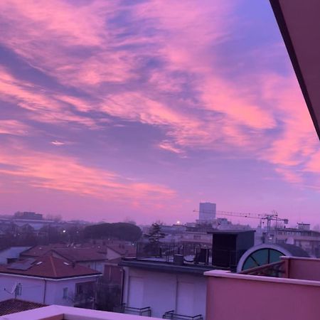 Il Tramonto Apartment Rimini Exterior photo
